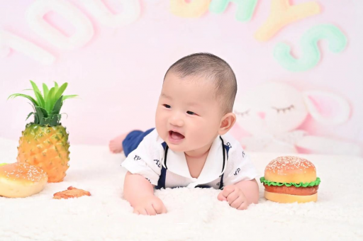 汕尾宝宝眼角红血丝